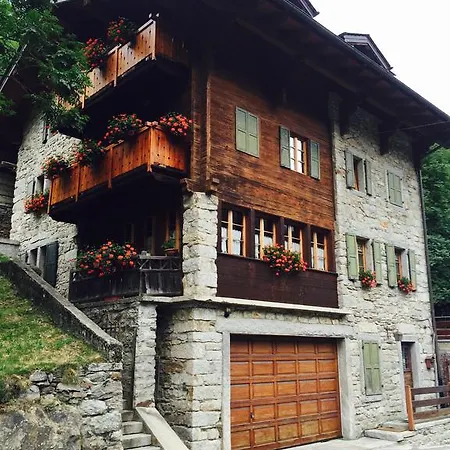 Monolocale In Villa Macugnaga Exterior photo